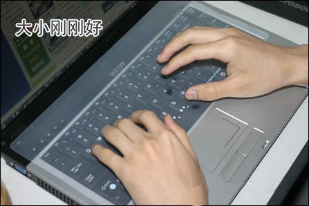 dlzbjpm140128笔记本电脑键盘保护膜 (2)